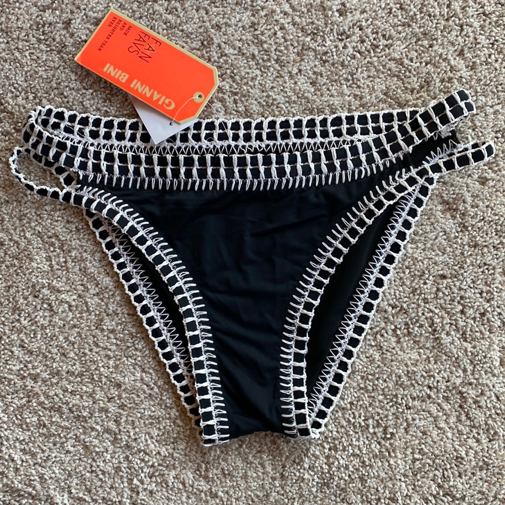 New Gianni Bini bottom swimsuit black MEDIUM